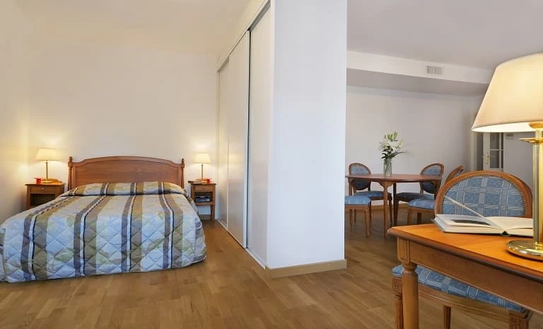 VILLA MEDICIS Besançon 2