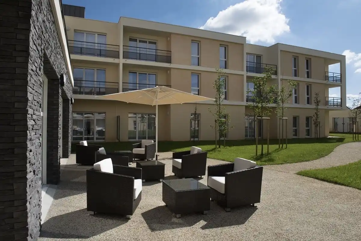 DOMITYS La Clef des Champs 0