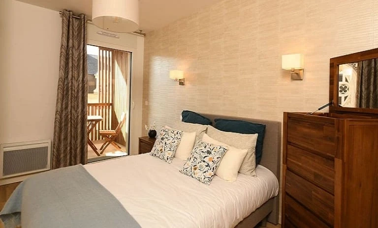 MAISONS DE FAMILLE La Visitation 1