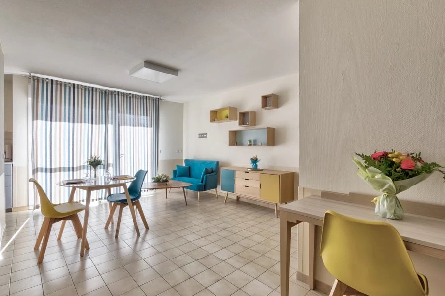 COLISÉE Belles Fontaines 3