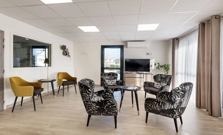 COLISÉE Pont de Loire 2