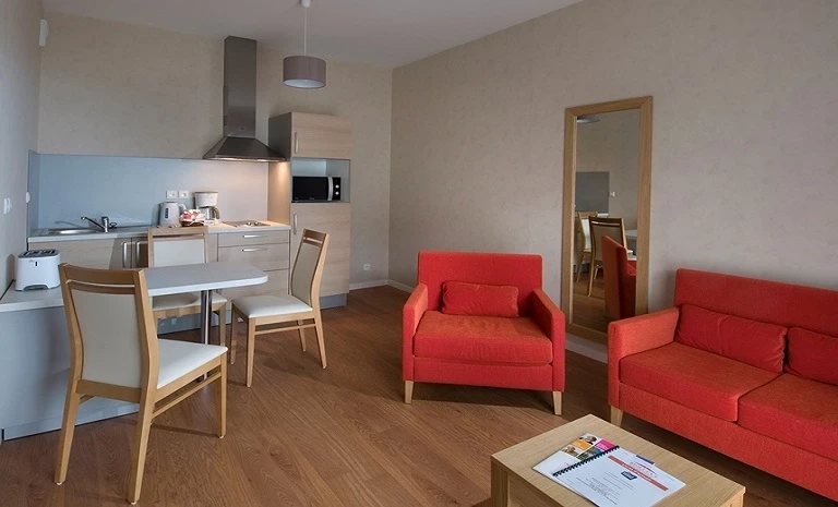 DOMITYS L’Arbre d’Or 1