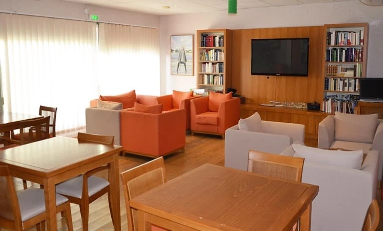 DOMITYS Le Clos du Cèdre 2