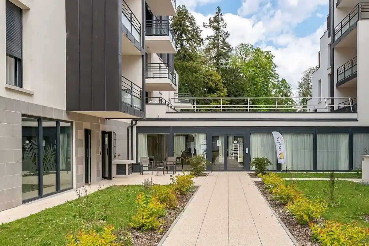 OVELIA Le Clos de la Reine Blanche 0