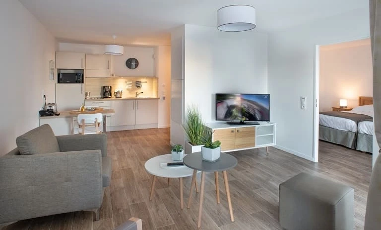 DOMITYS Les Robes d’Airain 1