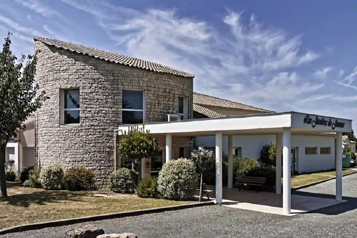 EMEIS Les Jardins de Jeanne 0