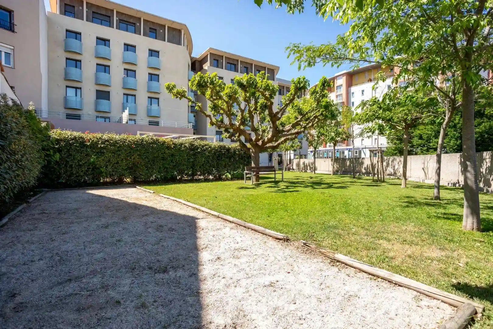 BLEU CASTILLET Perpignan 1