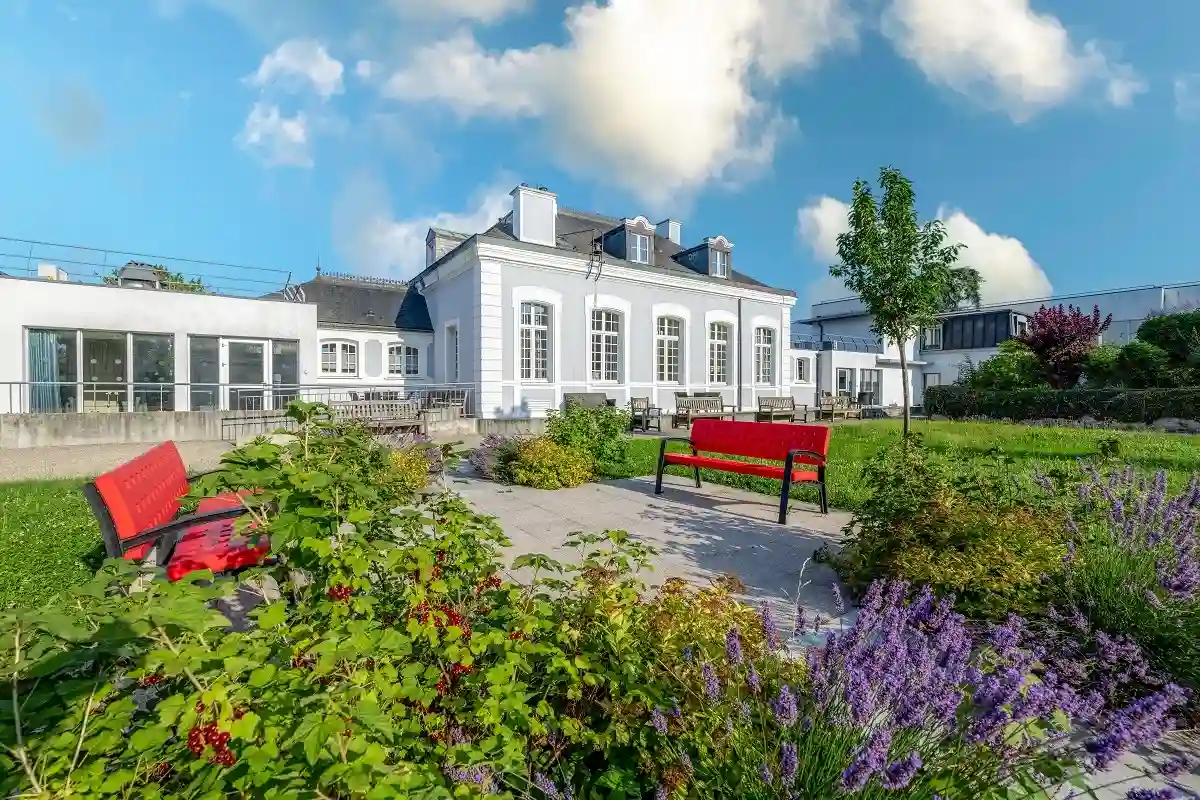 EMEIS Château de Champlâtreux 0