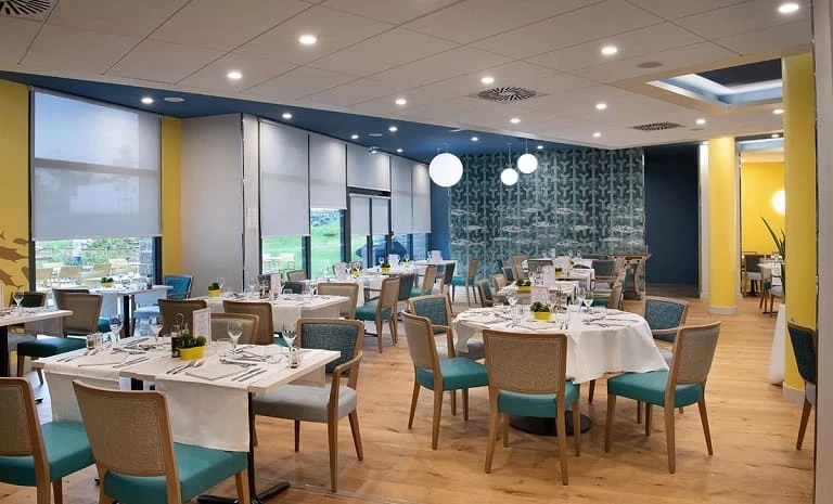 DOMITYS Les Mégalithes Roses 4