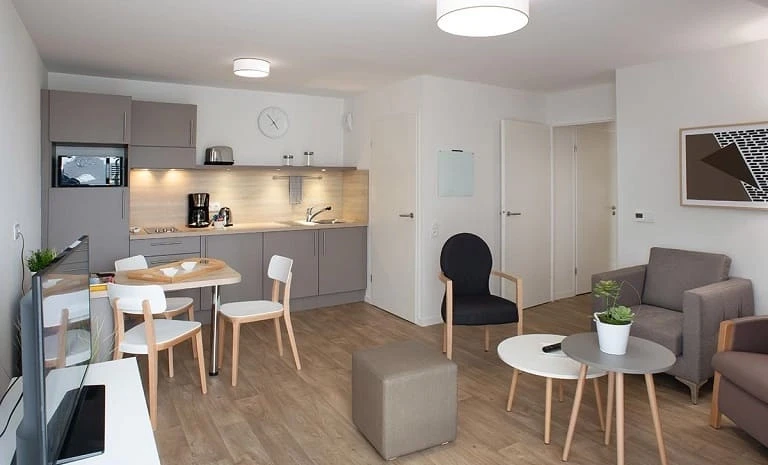 DOMITYS Les Mégalithes Roses 1