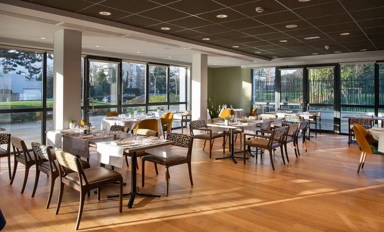 DOMITYS Les Robes d’Airain 2