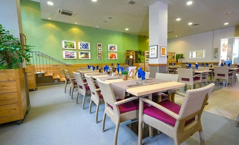 LES JARDINS D’ARCADIE Marseille Mirès 2