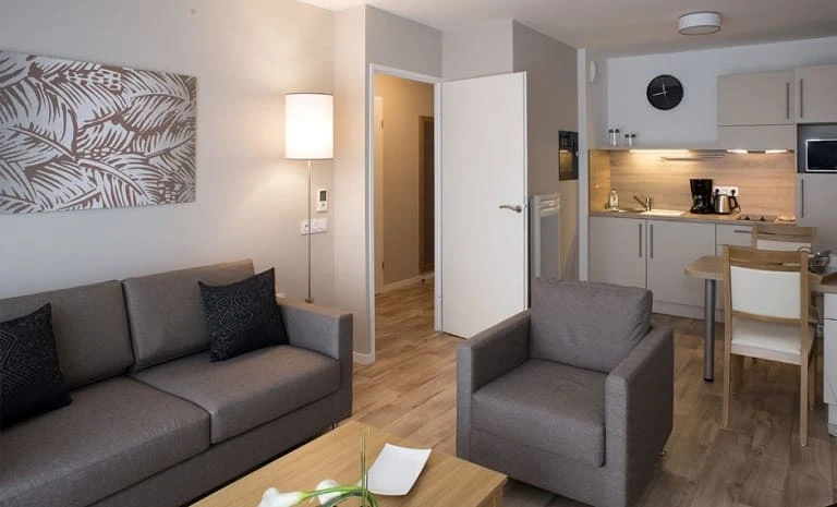 DOMITYS Les Voiles Pourpres 2