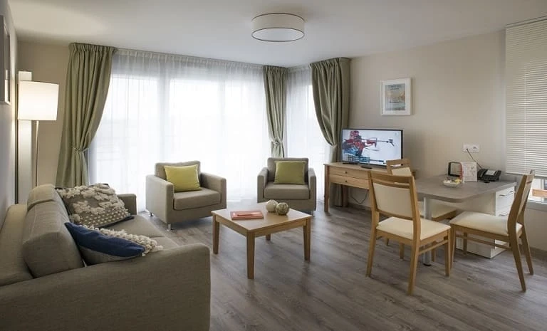 DOMITYS Les Hautes Feuilles 1