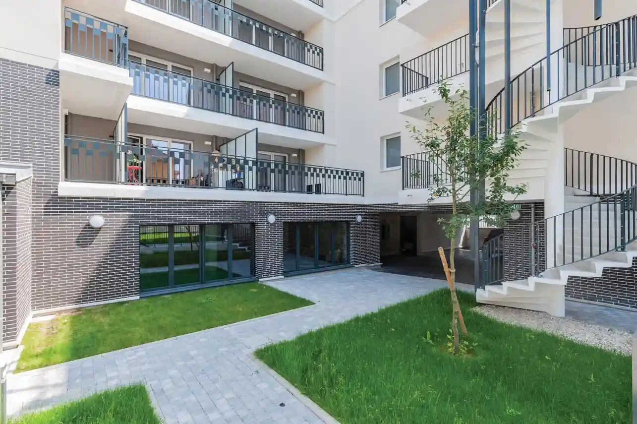 OVELIA Les Romantiques 0