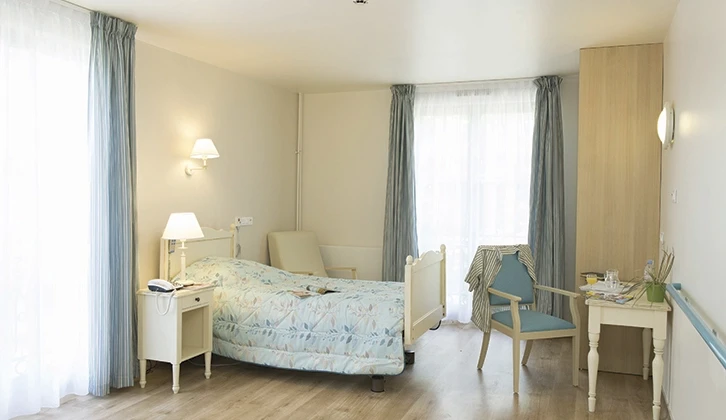 DOMUSVI Château de la Source 1