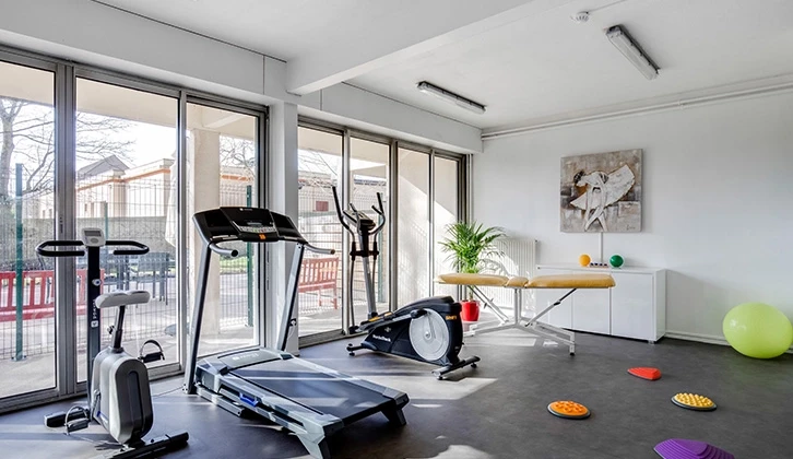 DOMUSVI Le Parc de Montfort 9