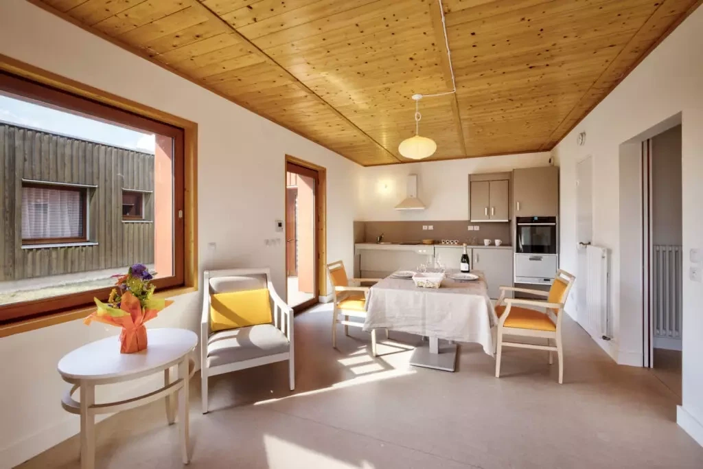 COLISEE Neuilly-Crimolois 2