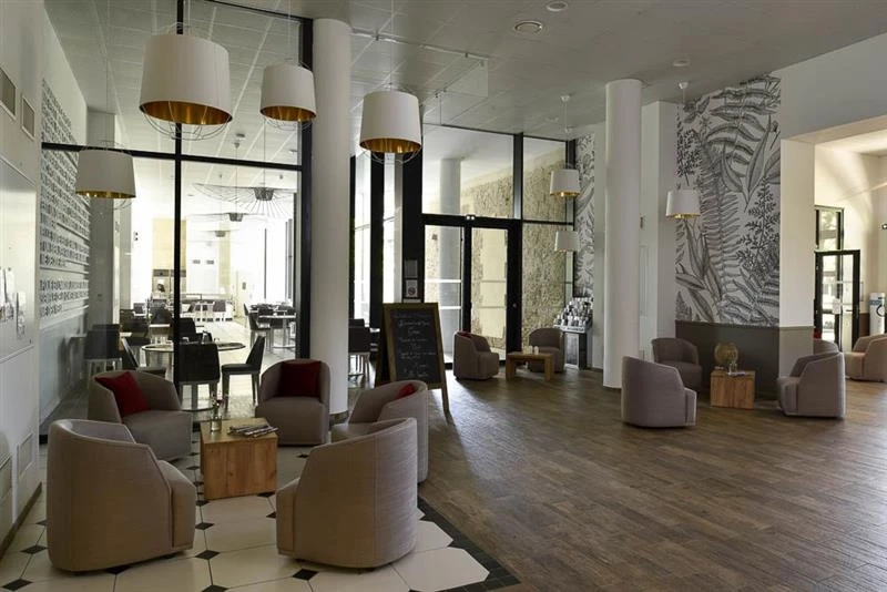 OCCITALIA L’Orangerie du Château Levat 0