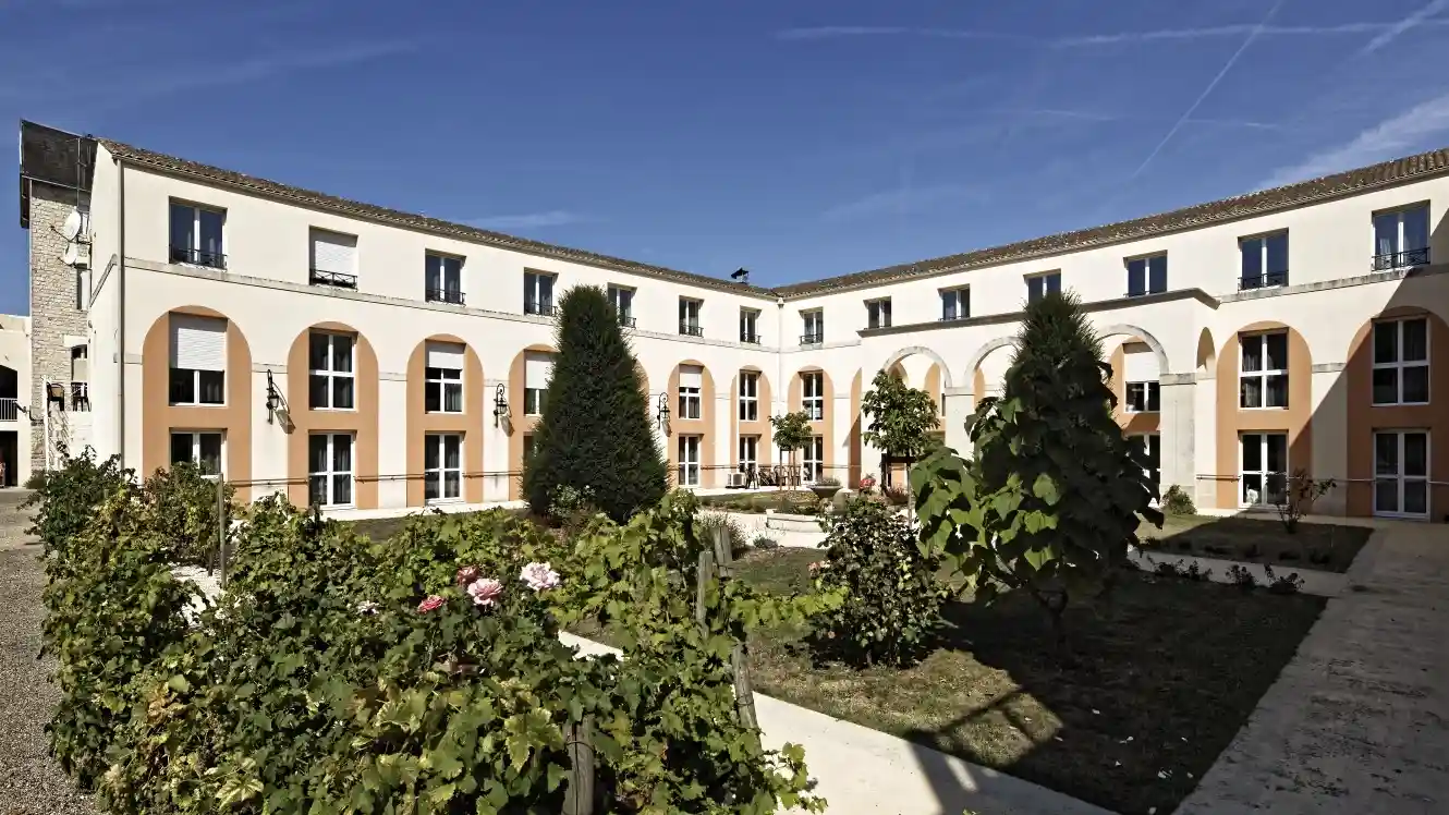 EMEIS Résidence la Claire Fontaine 0