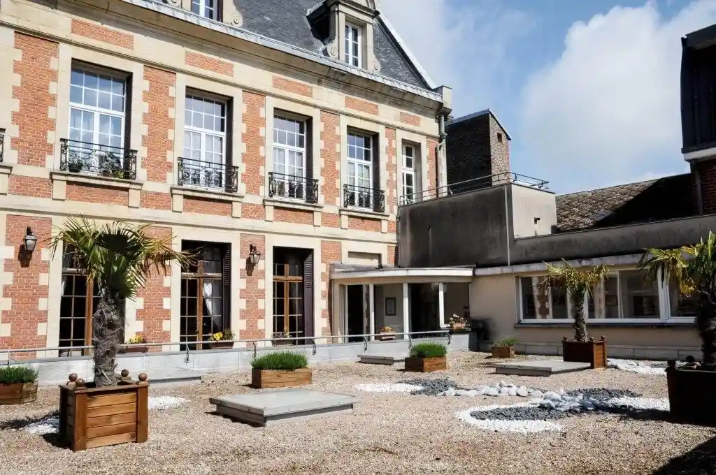 EMEIS Résidence Saint-Fursy 0