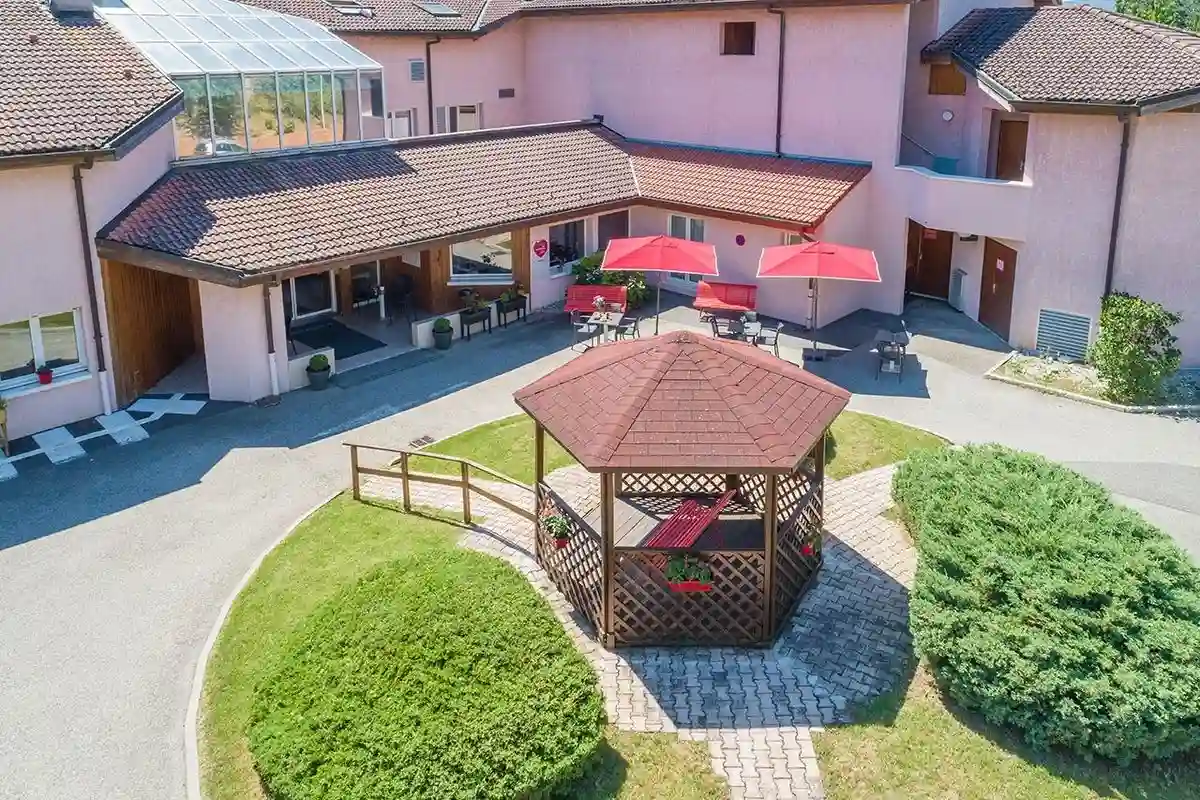 DOMUSVI Les Cyclamens 2