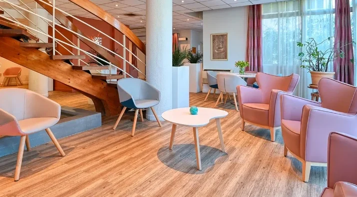 DOMUSVI Les Terres Brunes 3