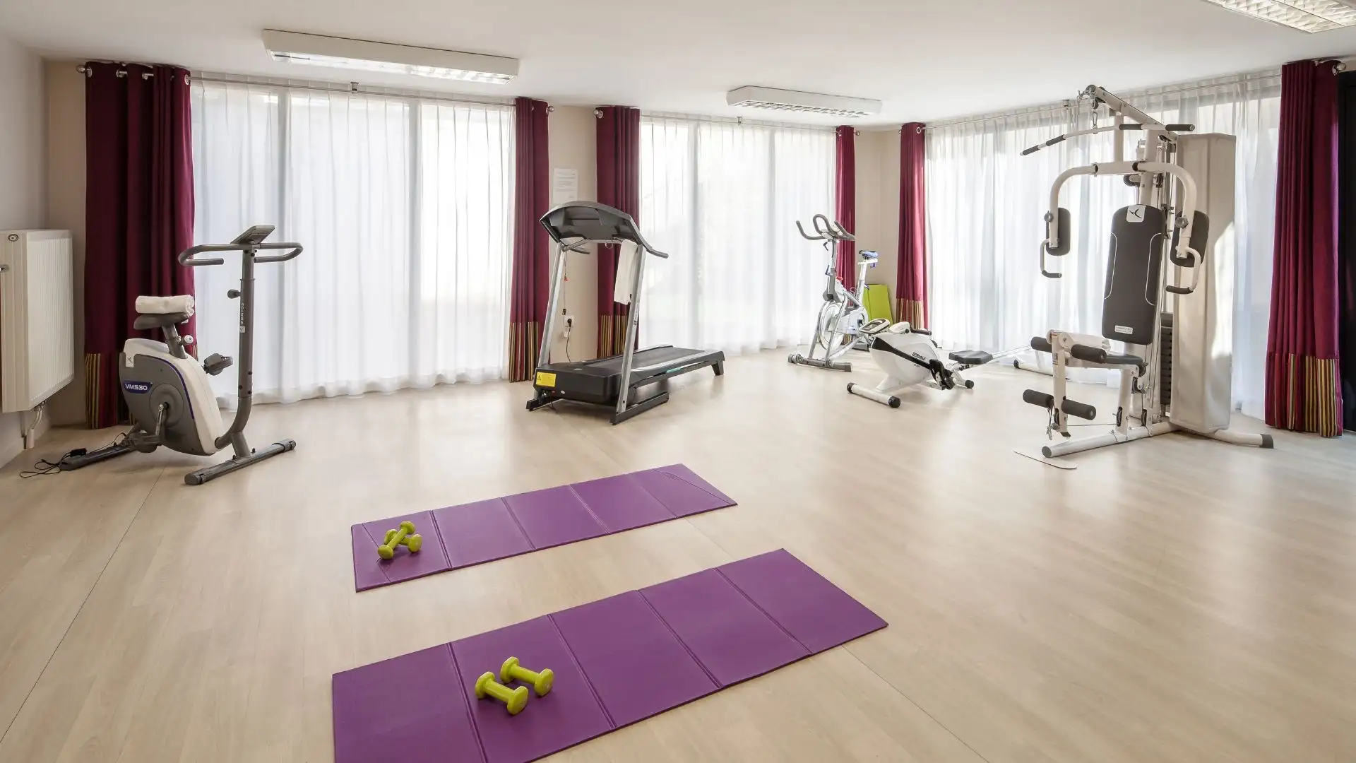 HAPPY SENIOR Adamoise 8