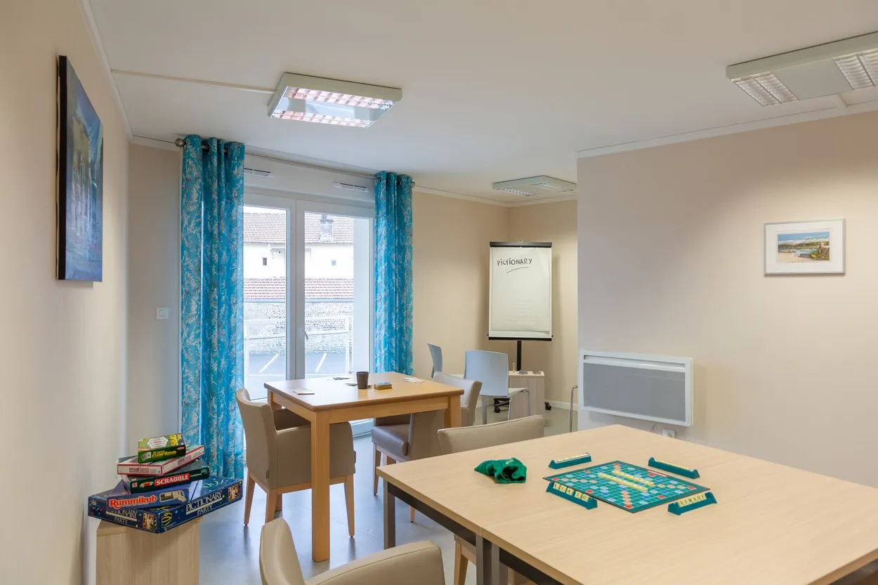 HAPPY SENIOR Henriade 8