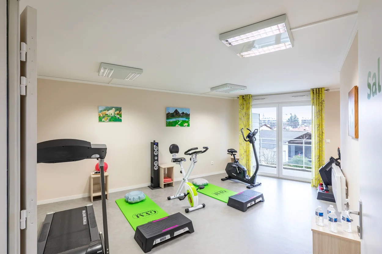 HAPPY SENIOR Henriade 5