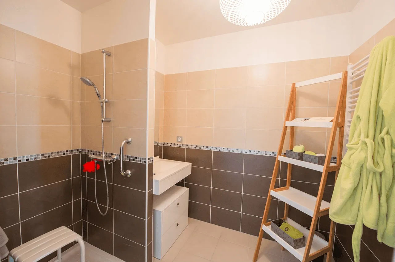 STELLA Emerainville 8