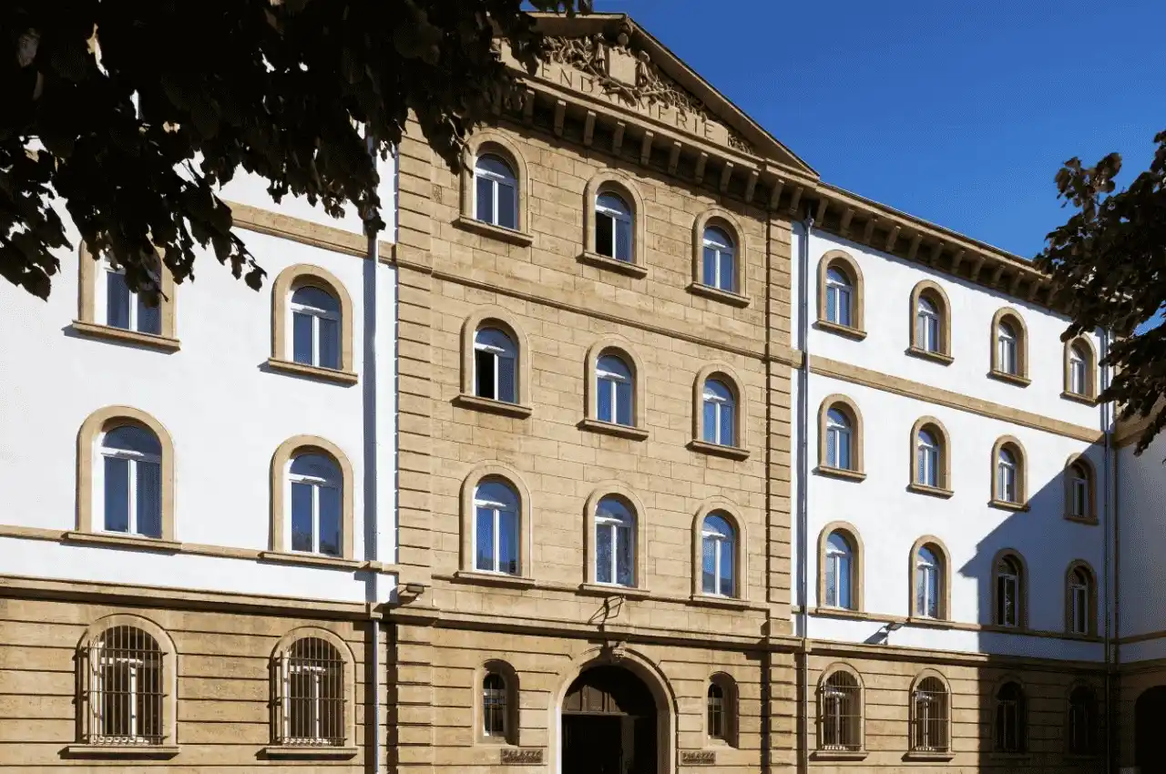 STELLA Marseille Prado 0