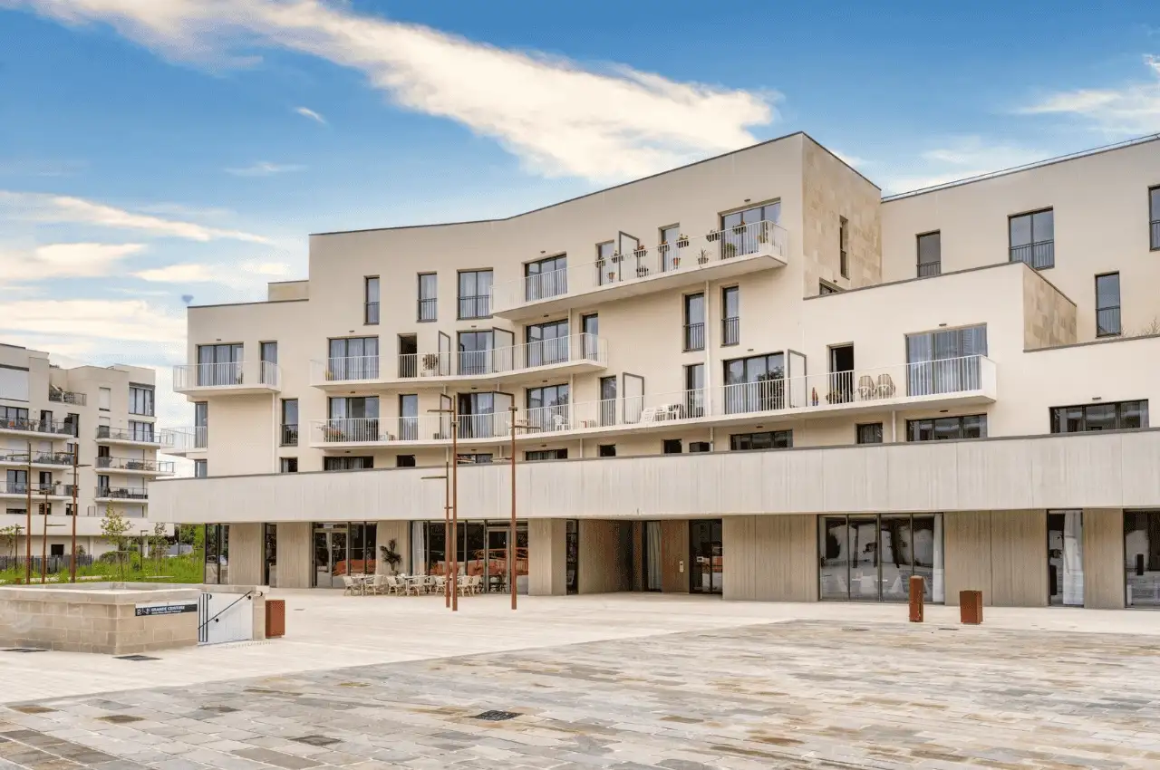 STELLA Saint-Germain-en-Laye 0