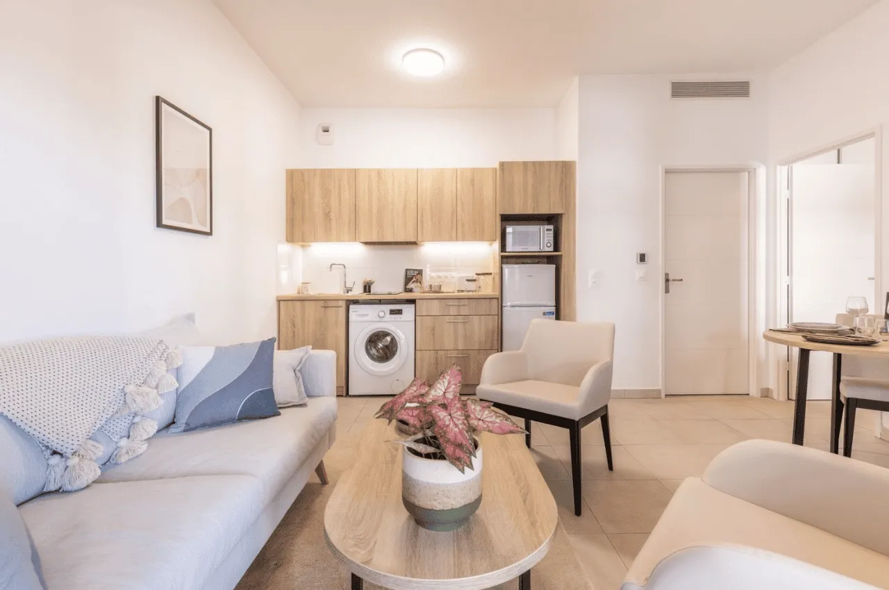 STELLA Villeneuve-Loubet 1