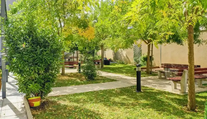 DOMUSVI Les Jardins des Verchères 2