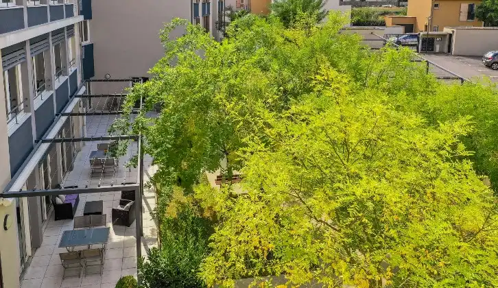 DOMUSVI Les Jardins des Verchères 4