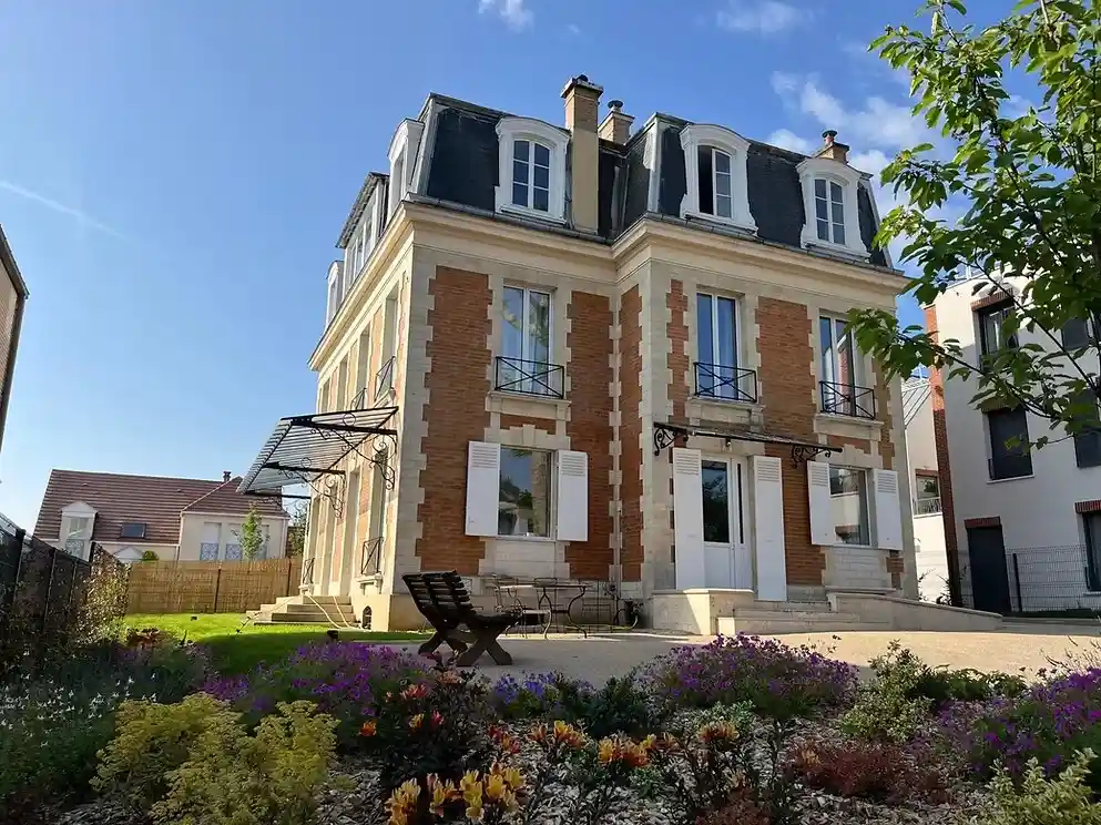 CHEZ JEANNETTE Chaville Ségonzac 0