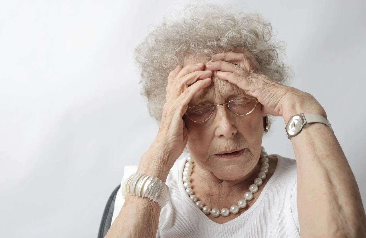 Journée mondiale Alzheimer – Premiers oublis chez un senior : à partir de quand faut-il consulter ? 0