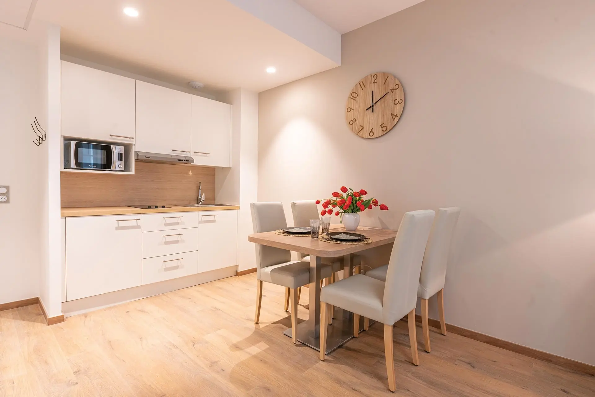 OVELIA Maison Bianca 2