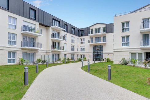 facade-residence-senior-montigny-girandieres