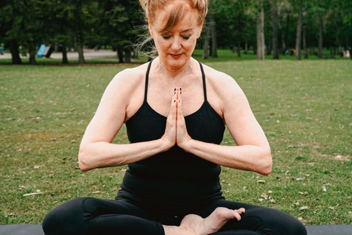 yoga senior les postures