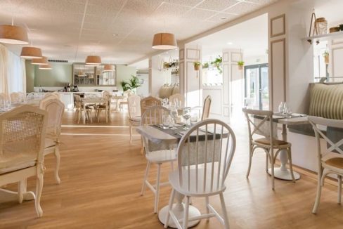 restaurant-residence-senior-OVELIA-Dijon